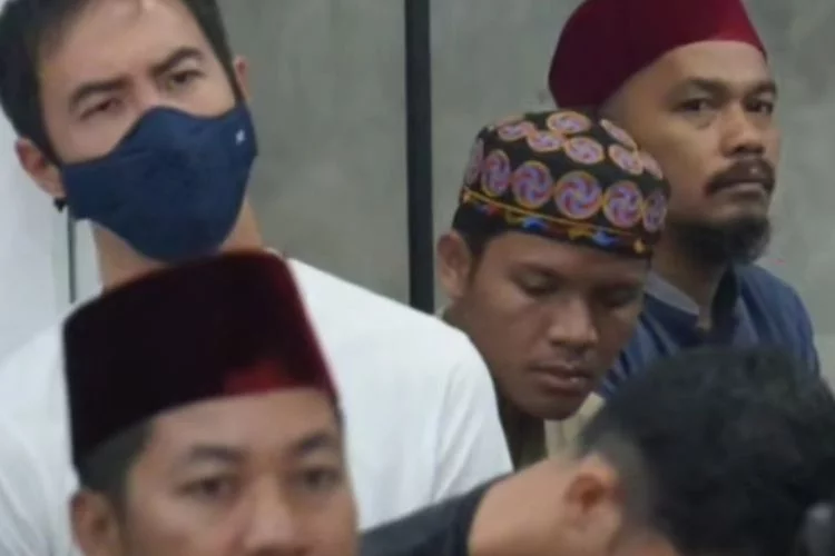 Daniel Mananta Mualaf? Dengar Kajian Ustadz Somad hingga Silaturahmi ke Rumah UAS