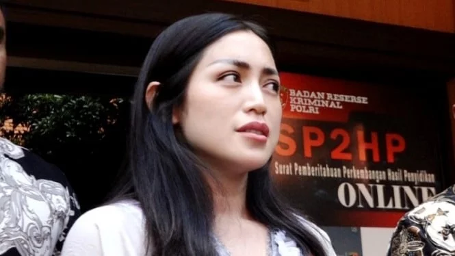 Terlilit Cicilan, Jessica Iskandar Minta Bantuan Ayu Ting Ting Hingga Ruben Onsu Namun Ditolak!