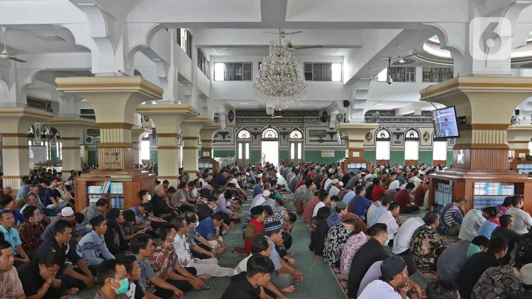 Teks Khutbah Jumat November Terbaru: Hikmah di Balik Peristiwa Penting Rabiul Akhir