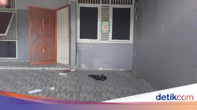 Urutan Penemuan Mayat Sekeluarga 'Mengering' di Jakbar Diawali Bau Menyengat