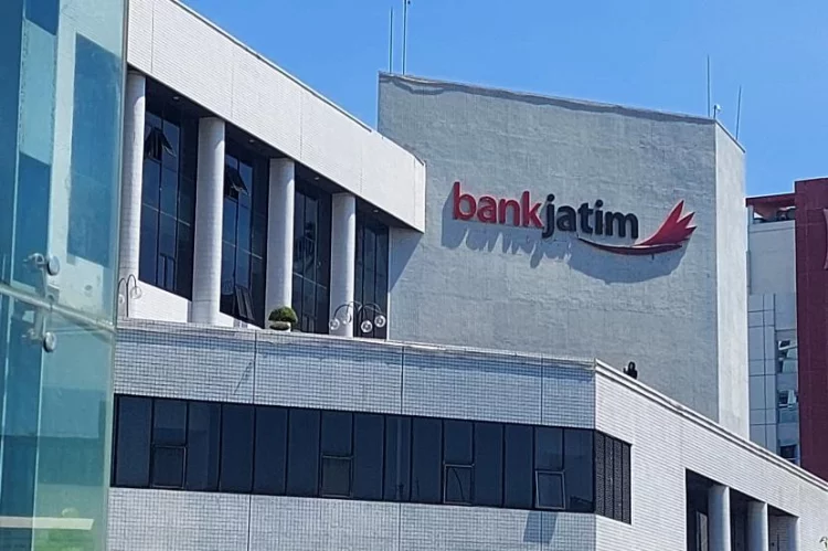 Sistem Manajemen Keamanan Informasi Bank Jatim Berstandar Internasional