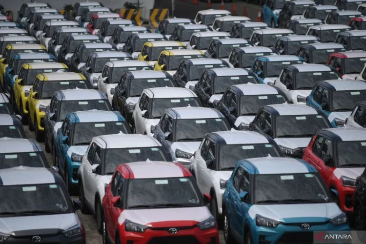 Penjualan mobil baru Indonesia tembus 851 ribu unit hingga Oktober