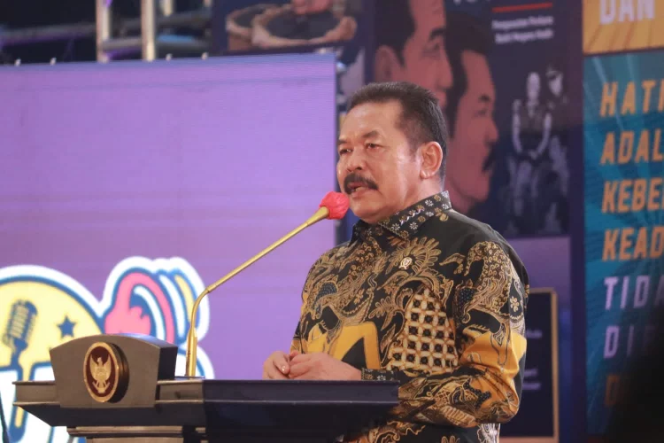 Jaksa Agung ST Burhanuddin: Kejaksaan Harus Mampu Beradaptasi Dengan Era Transformasi Digital Teknologi Informasi Yang Menggunakan Berbagai Platform Media