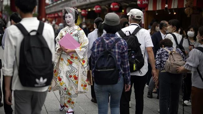 Warga Jepang Berhemat, Menjerit Harga-harga Meroket akibat Inflasi