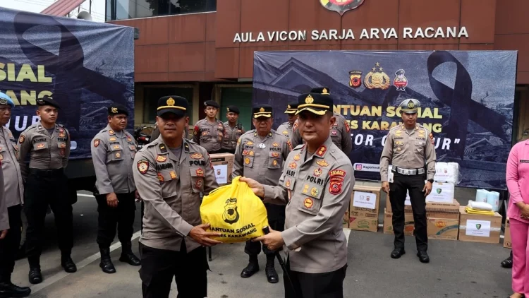 Polres Karawang Distribusikan Bantuan untuk Korban Gempa di Cianjur