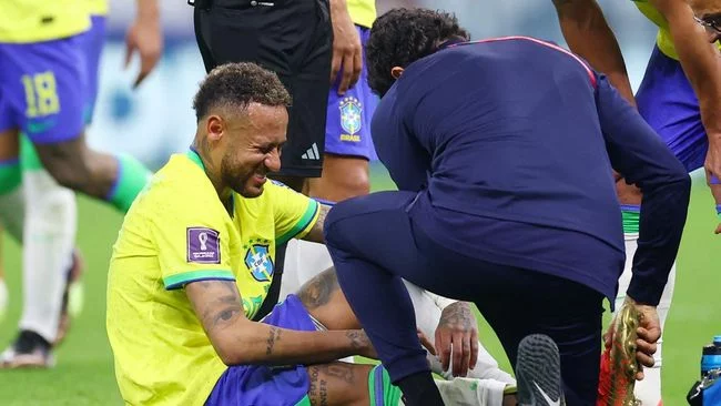 Dokter Ungkap Kondisi Neymar Usai Menangis di Brasil vs Serbia