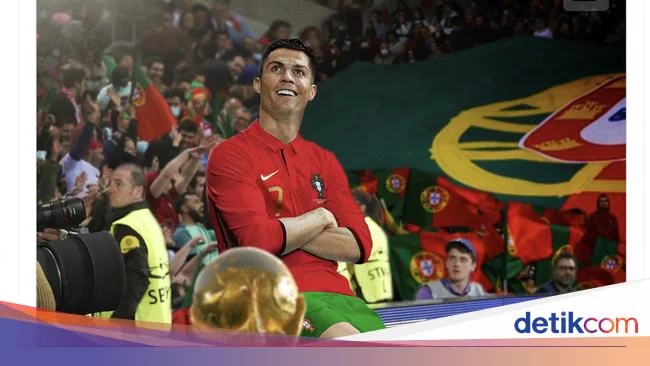 Selebrasi Rekor Ronaldo di Depan 'Messi'