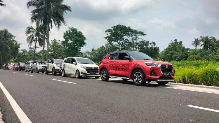 Kumpul-Kumpul Pencinta Otomotif di Yogyakarta lewat Adopsi Pohon