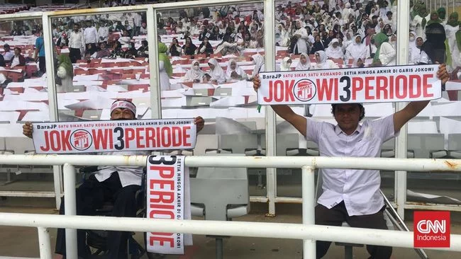 Ribuan Relawan Penuhi GBK: Jokowi 2024 Satu Komando