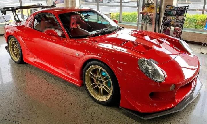 Modifikator Jepang Ubah Mazda RX-7 Jadi Mirip Porsche 911