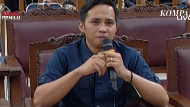 Sambil Terisak, Bharada E Ceritakan Peristiwa Penembakan Brigadir J: Sempat Berdoa hingga Tutup Mata