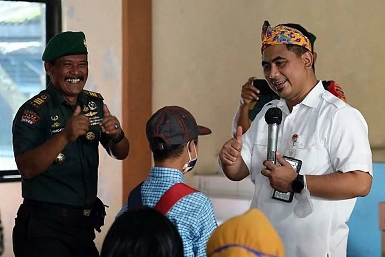 Peringati Hari Disabilitas Internasional, Wagub Jateng Gus Yasin Apresiasi Kemandirian Anak Difabel