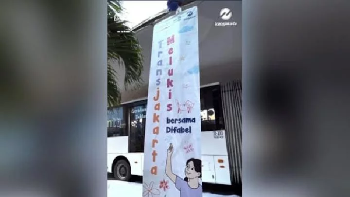 Peringati Hari Disabilitas Internasional, Puluhan Anak Disabilitas Melukis Bus Transjakarta