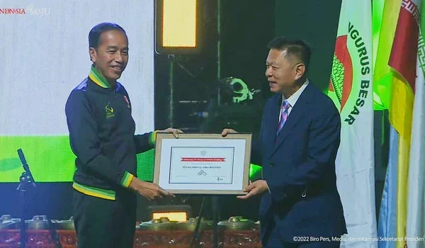 Jokowi Terima Penghargaan Tertinggi dari Federasi Wushu Internasional