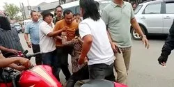 Liput Penarikan Paksa Mobil, Wartawan di Bekasi Diancam Bunuh Debt Collector