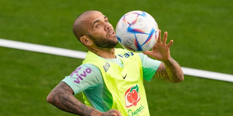 Gagal di Piala Dunia 2022, Dani Alves Putuskan Pamit Dari Panggung Internasional