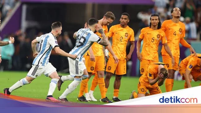 Otamendi Jelaskan Foto Ledek Pemain-pemain Belanda