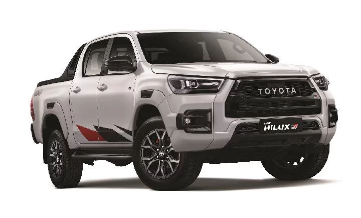 Segini Cicilan 2 Mobil Baru Toyota, New Hilux GR Sport dan GR Supra