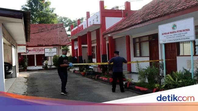 Perampok Rumah Dinas Walkot Blitar Buang HP Korban di Tempat Sampah Kamar