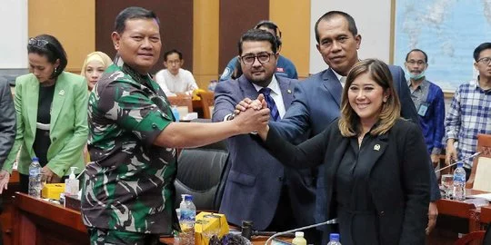 DPR Sahkan Kasal Laksamana Yudo Margono Sebagai Panglima TNI
