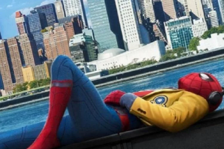 Sinopsis Film Spiderman: Homecoming, Aksi Tom Holland Jadi Pahlawan Super Bersama Tonny Stark - Pikiran-Rakyat.com