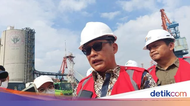 Beras Impor dari Vietnam 5.000 Ton Tiba di Pelabuhan Tanjung Priok