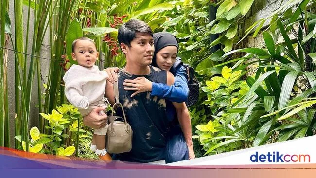 Billar Tenteng Tas Sambil Gendong Anak dan Lesti, Komen Teuku Wisnu Bikin Salfok