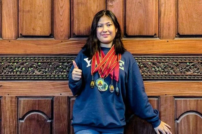 Nabila Jandini Hidajat, Siswi SMP Peraih Medali Emas Ajang Debat Internasional di Amerika!