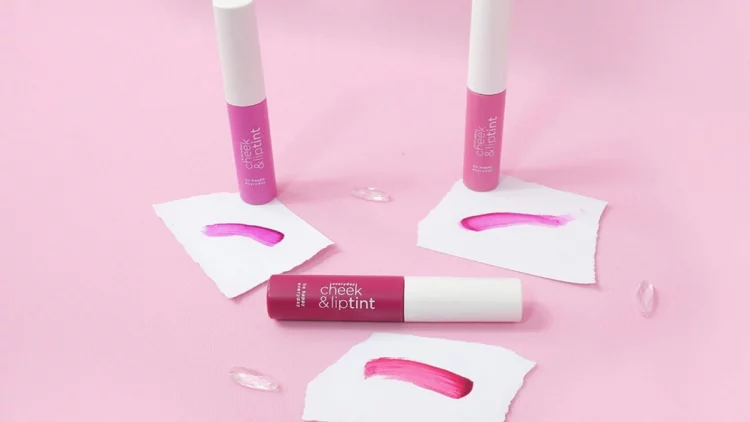 Perbedaan Lip Tint dan Lip Cream Mulai dari Hasil dan Teksturnya