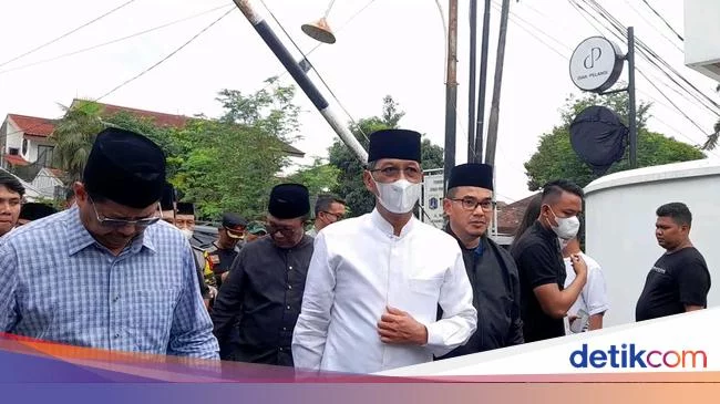 Heru Budi hingga Fadli Zon Melayat ke Rumah Duka Ridwan Saidi