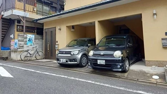 Viral Lagi di Medsos soal Beli Mobil tapi Enggak Punya Garasi