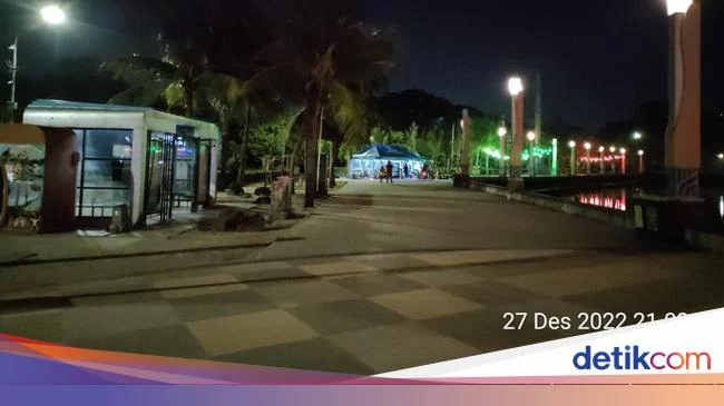 Viral Gelombang Tinggi di Ancol Kemarin Malam, Pengelola Pastikan Hoax