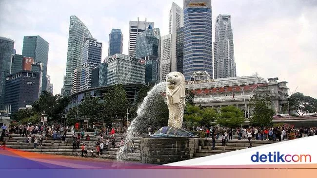 Warga Singapura Serbu Pusat Perbelanjaan Gegara Pajak Penjualan Mau Naik