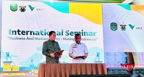 Seminar Internasional, Dekan FH Unhas Sebut Perusahaan yang Abai Dengan HAM Tidak akan Bertahan