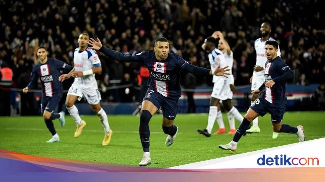 Hasil Ligue 1: Neymar Kartu Merah, Penalti Mbappe Menangkan PSG