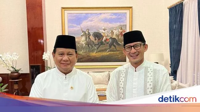 Senyum Prabowo Dengar Kabar Sandiaga Bakal Loncat ke PPP
