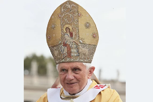 Pemimpin Gereja Sedunia, Paus Emeritus Benediktus Meninggal Dunia