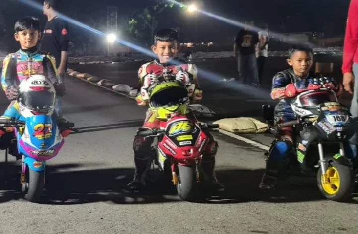 Pembalap Cilik Alvin Keanu Raih Double Winner di MiniGP Yogyakarta