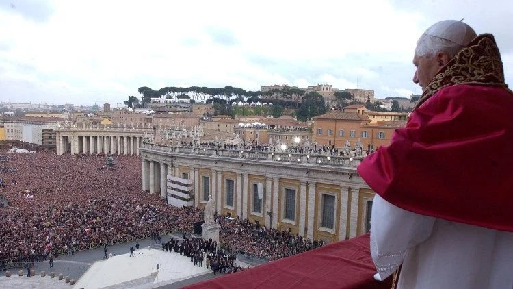 Peristiwa Penting Masa Kepausan Benediktus XVI