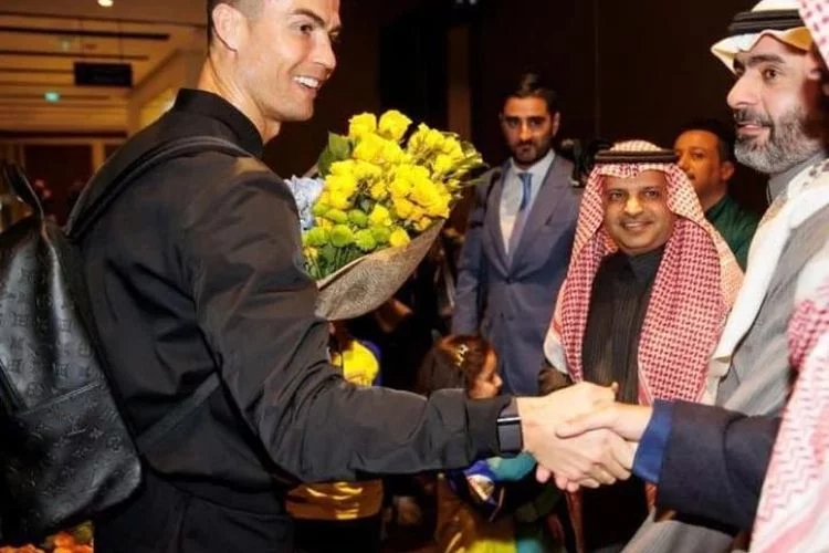 Uang Bukan Masalah! Demi Mendapatkan Pengakuan Internasional, Al Nassr Kontrak Cristiano Ronaldo