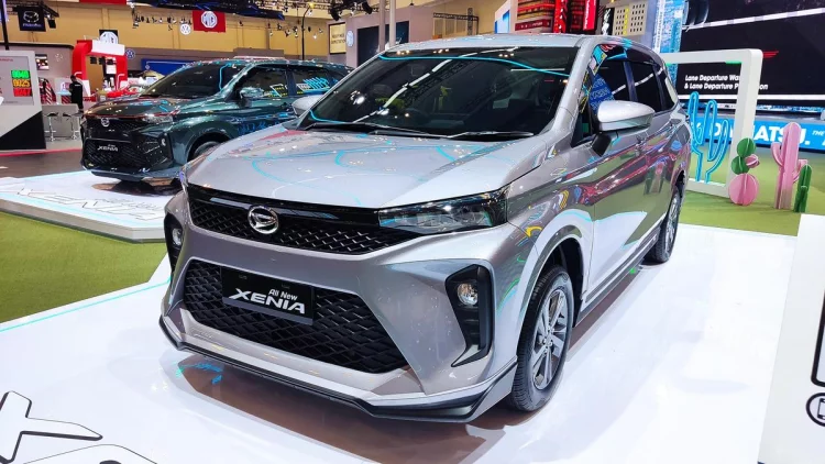 Mengulas Kembali Spesifikasi dan Fitur Daihatsu Xenia Sebagai Mobil 'Sejuta Umat'