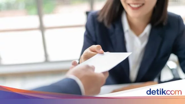 Fresh Graduate Digaji Rp 15 Juta/Bulan, Ini Konsekuensinya