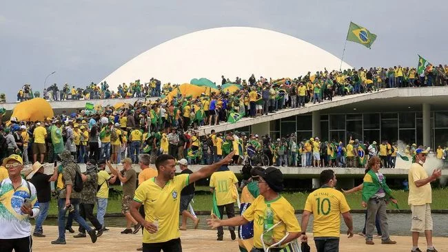 Kronologi Sebab Brasil Chaos-Istana Diserang & Kata Bolsonaro