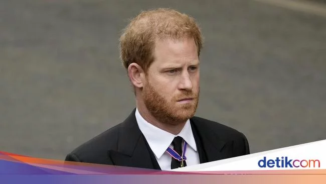 Pangeran Harry Disebut Frustrasi Tak Direspons Usai Serang Istana