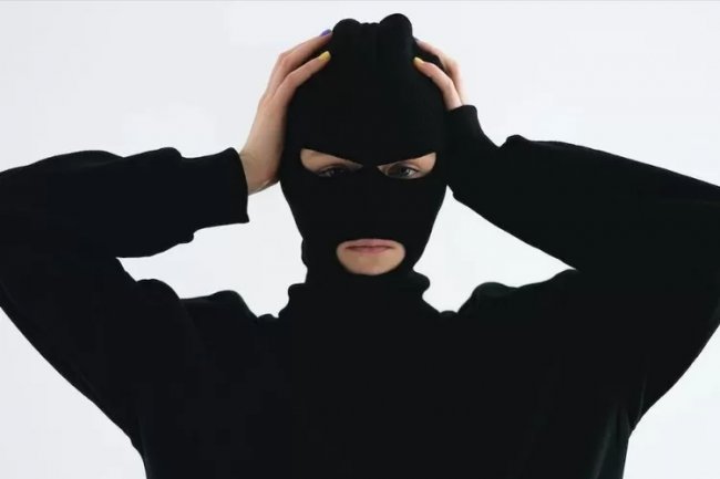 Beredar Video Peristiwa Peristiwa Perampokan Di Tol Arah Cikampek, Pelaku Menodongkan Pisau Kepada Korban