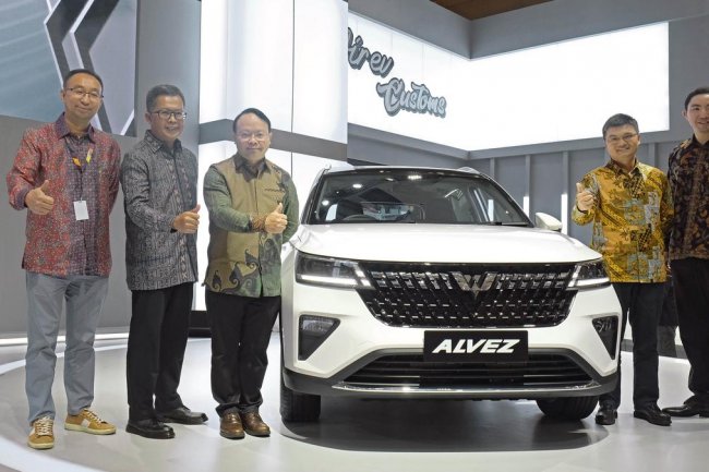 Wuling Alvez Gebrak Pasar Compact SUV, Harganya Cocok Buat Generasi Muda