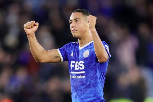 Erik ten Hag Akrab Banget dengan Youri Tielemans, Bakal Merapat ke MU?