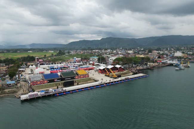 Hotel Indonesia Natour Dukung Internasional F1Powerboat Lake Toba