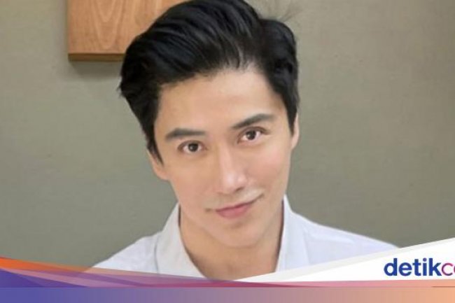 8 Foto Chuando Tan Model Singapura Tampan & Awet Muda, Usia Asli Bikin Kaget