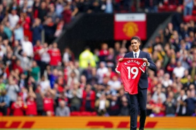 Kisah Raphael Varane Ditolak Ferguson dan Kini Bergabung ke MU